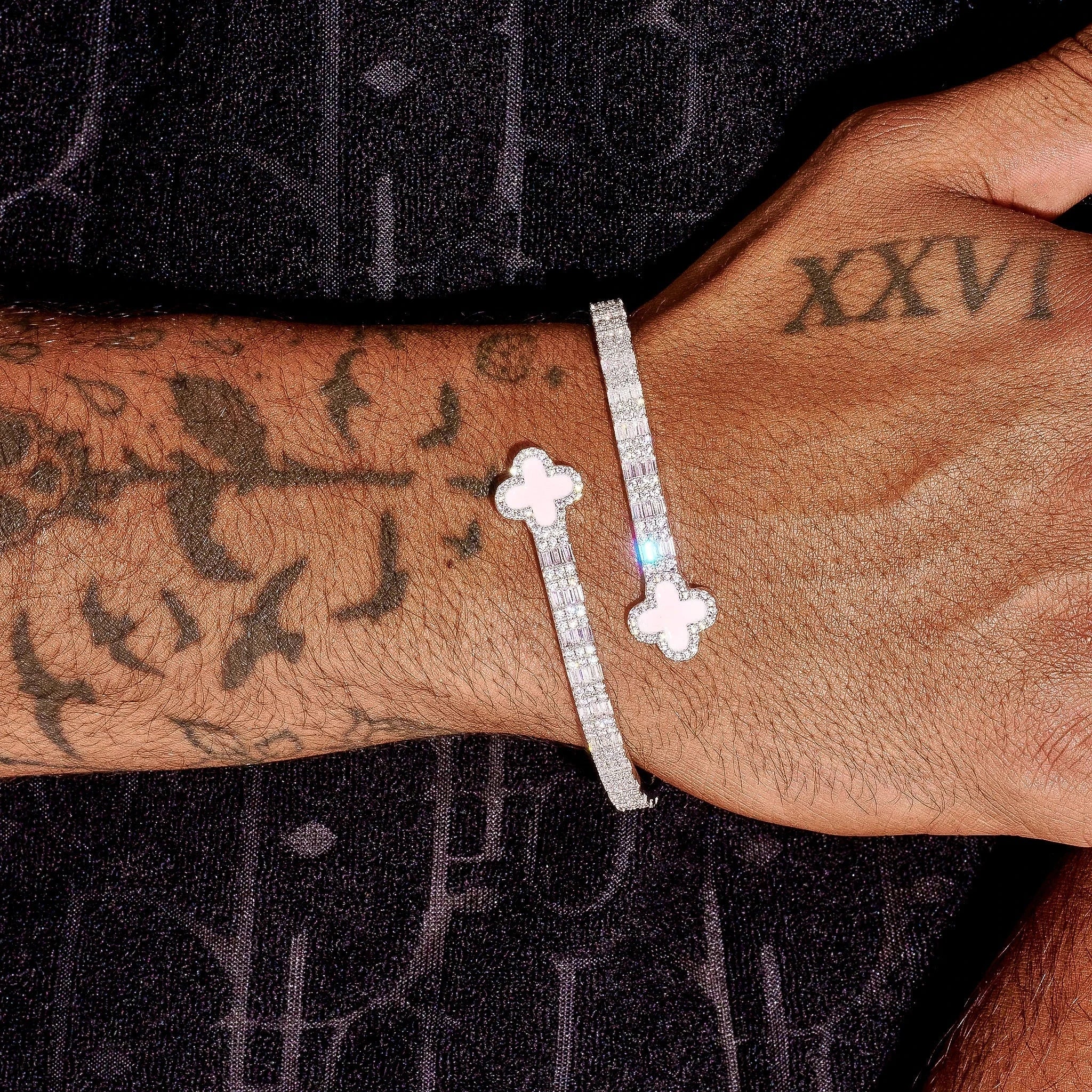 8MM Pink Motif Baguette Bangle - White Gold