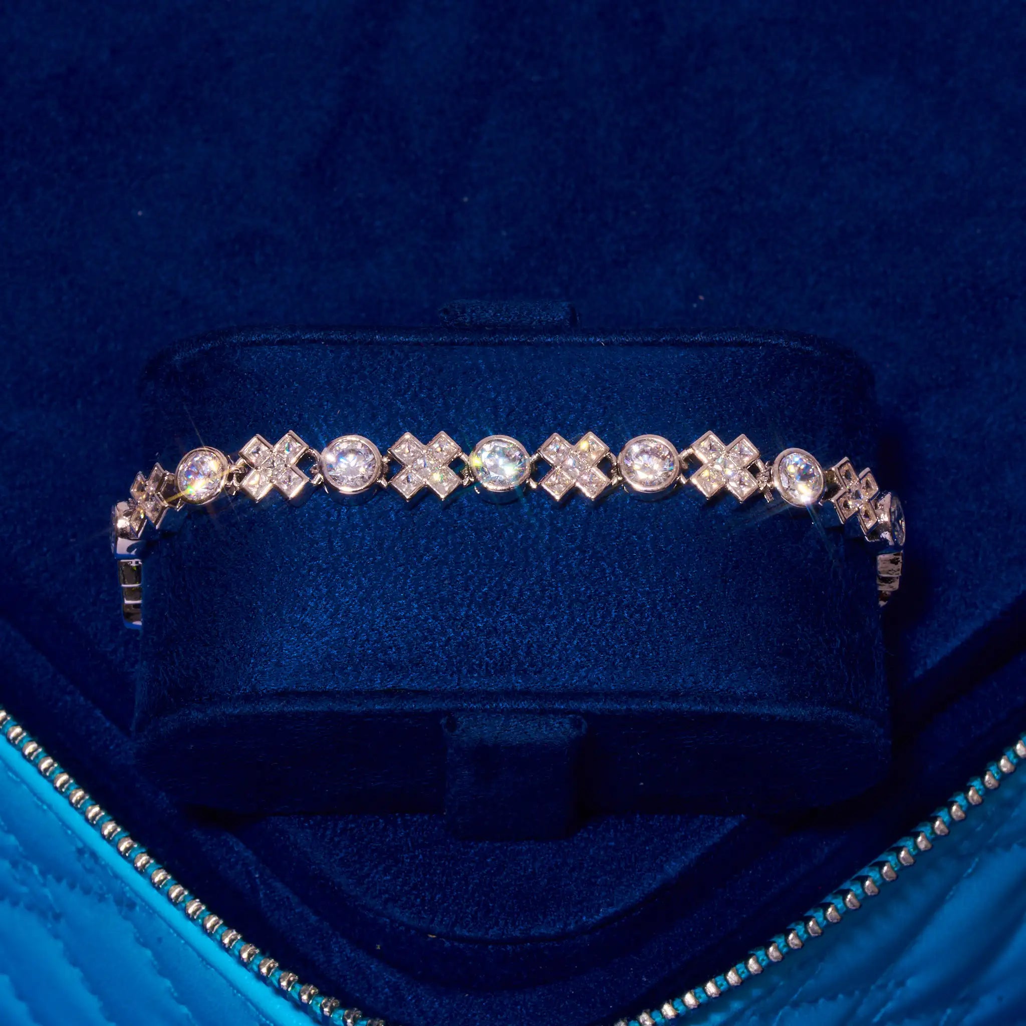 5MM Moissanite XOXO Bracelet - 925 Silver - D Colour - VVS1