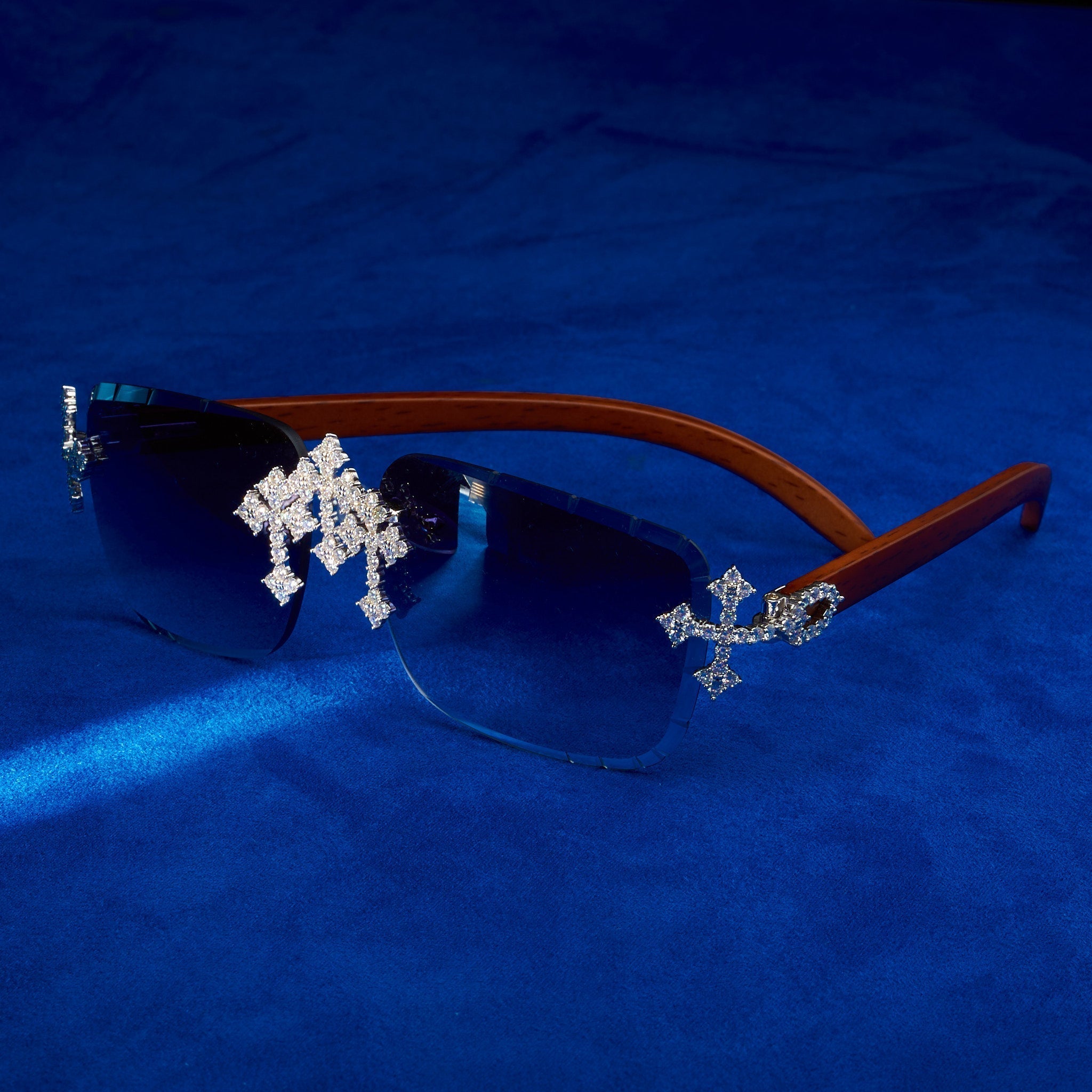 Moissanite Fleuree Cross Sunglasses Blue - 925 Silver - D Colour - VVS1