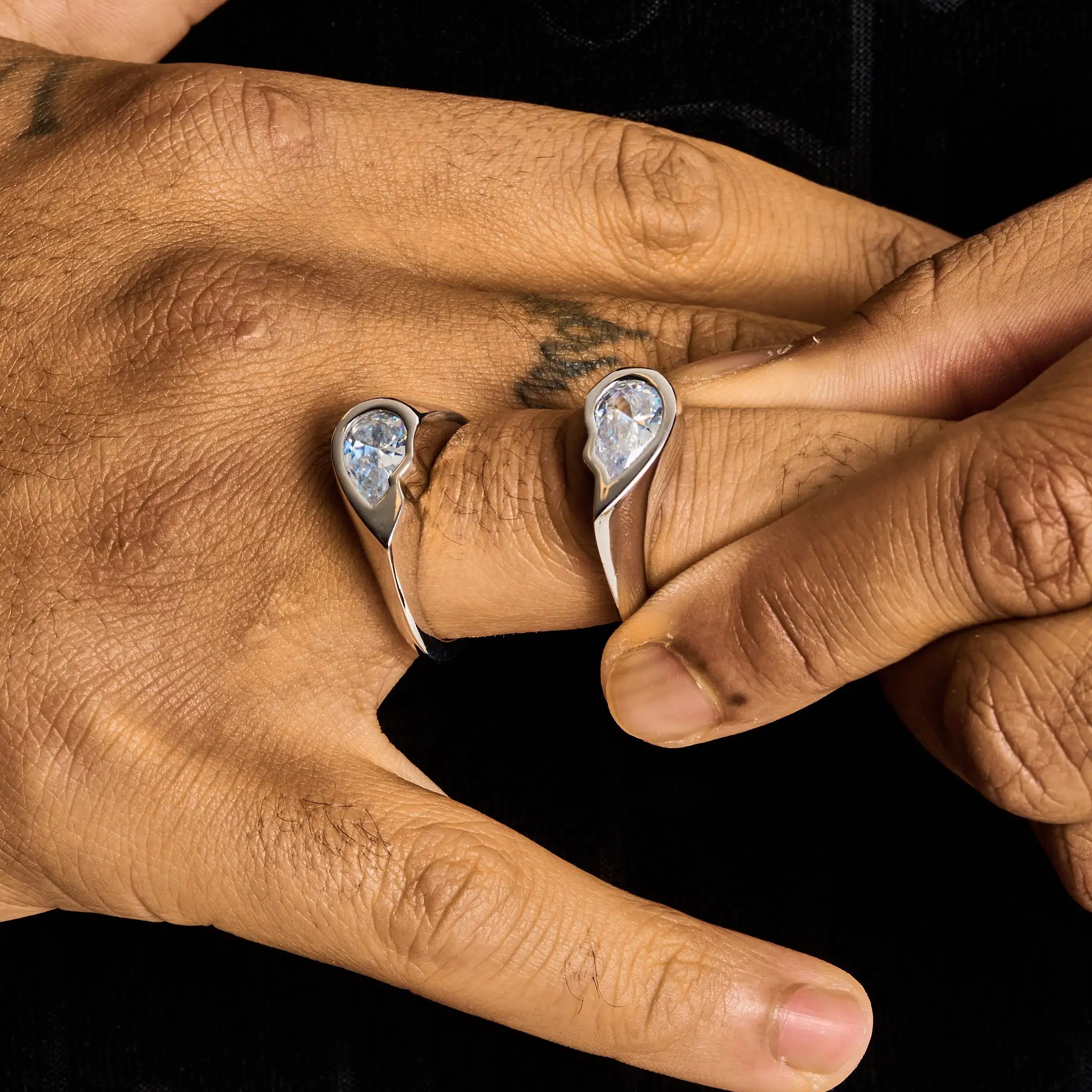 Broken Heart Ring - White Gold