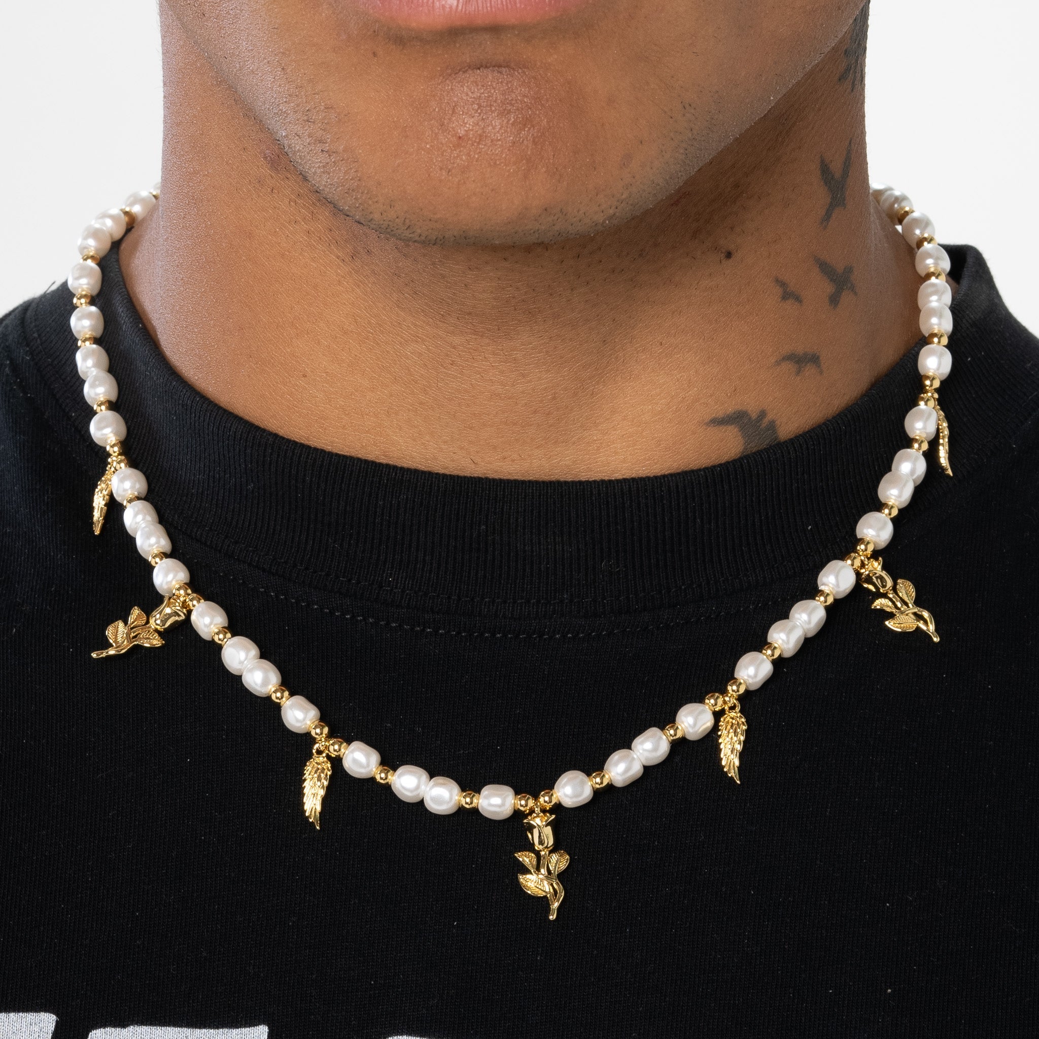 Wings & Roses Beaded Pearl Necklace - Gold