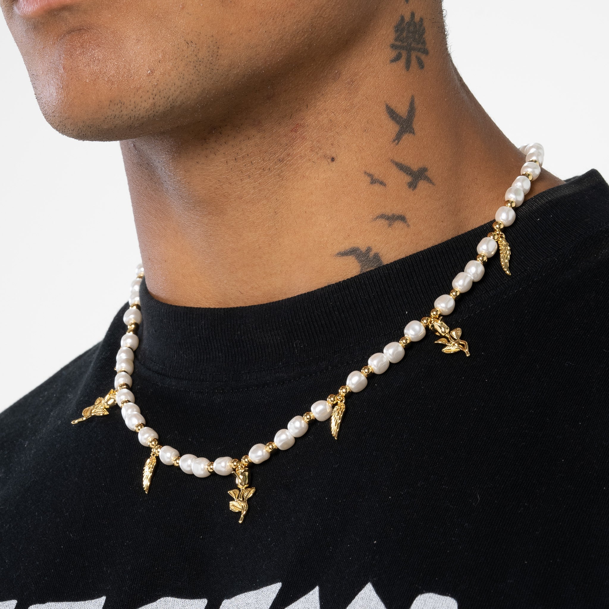 Wings & Roses Beaded Pearl Necklace - Gold