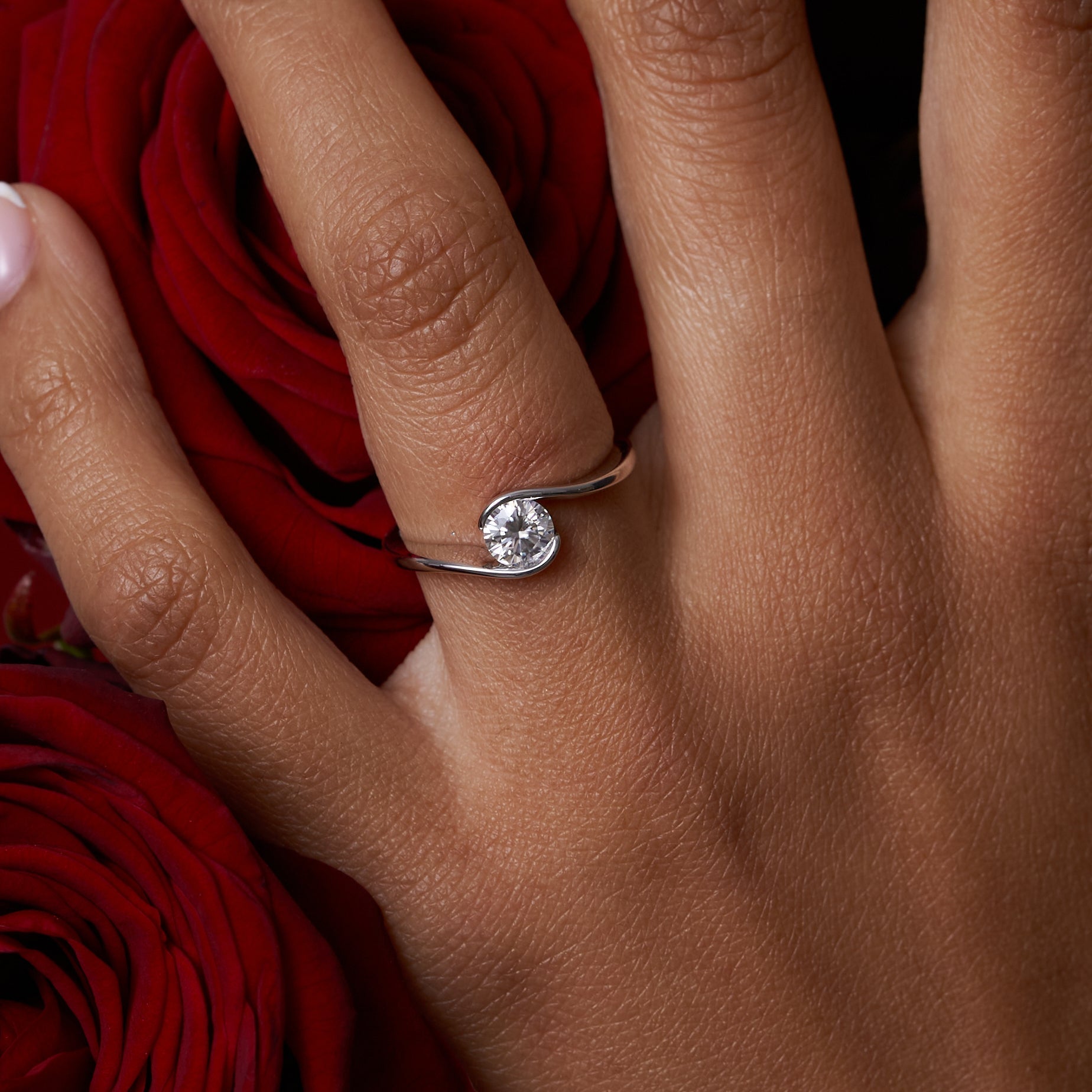 Wave Solitare Moissanite Engagement Ring