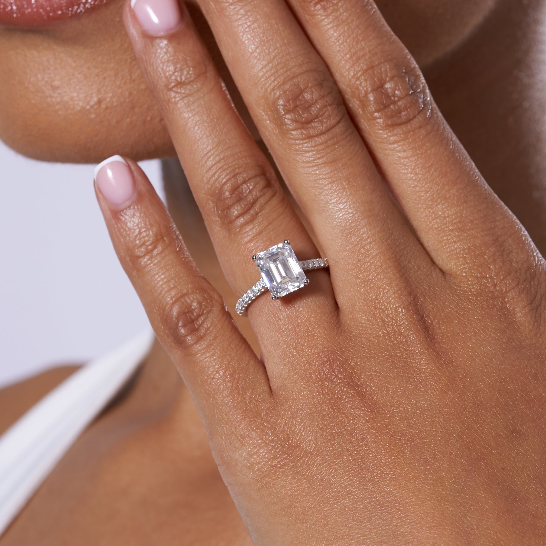 Emerald Solitare Moissanite Engagement Ring