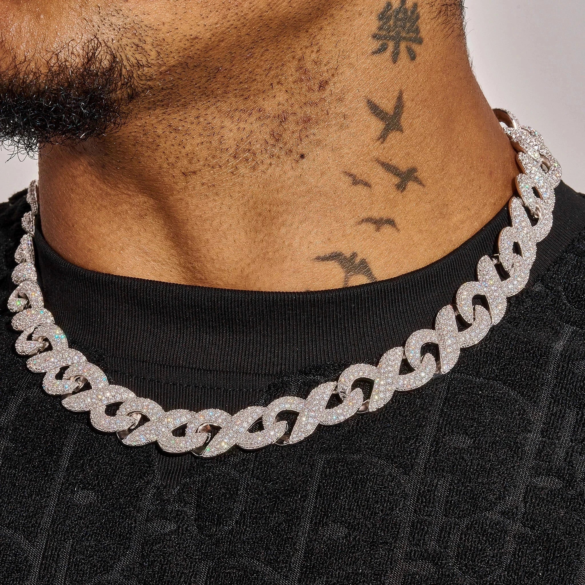 14MM Moissanite Iced Out Figure 8 Link Chain - 925 Silver - D Colour - VVS1