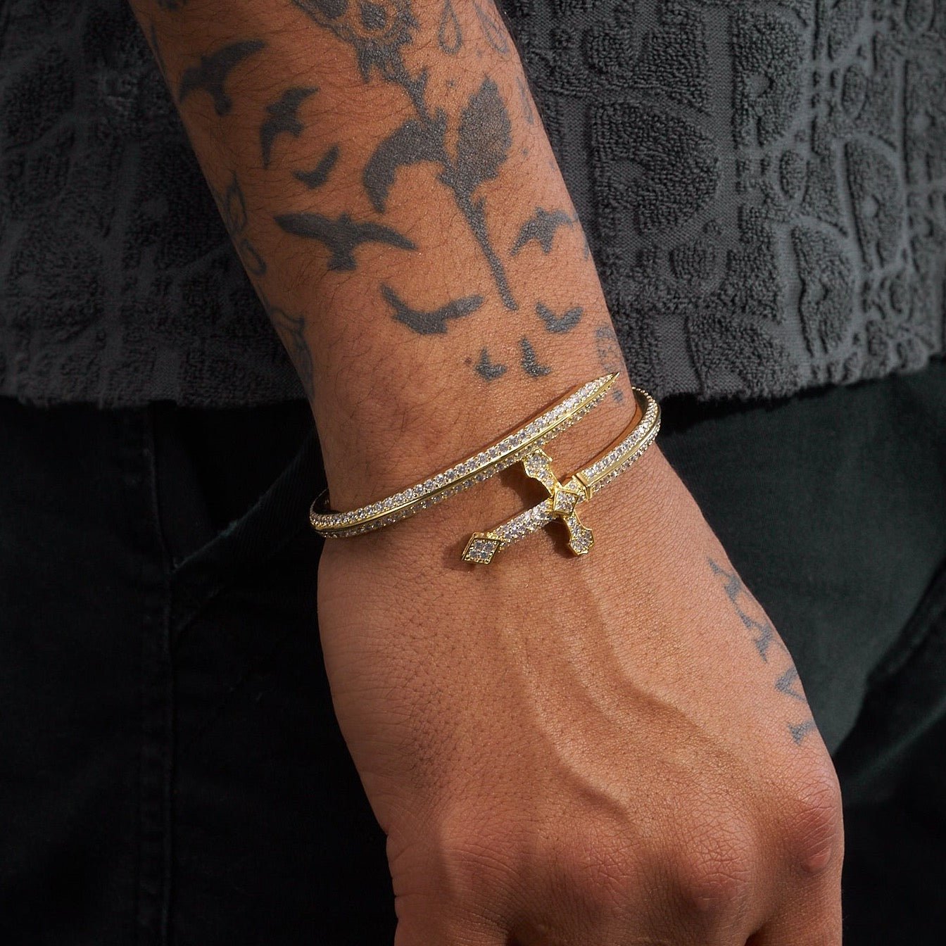 Iced Dagger Bracelet - Gold
