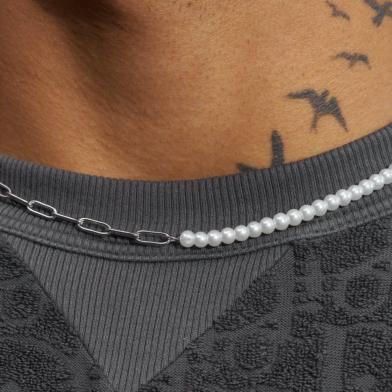 4mm Half Pearl & Link Necklace - White Gold