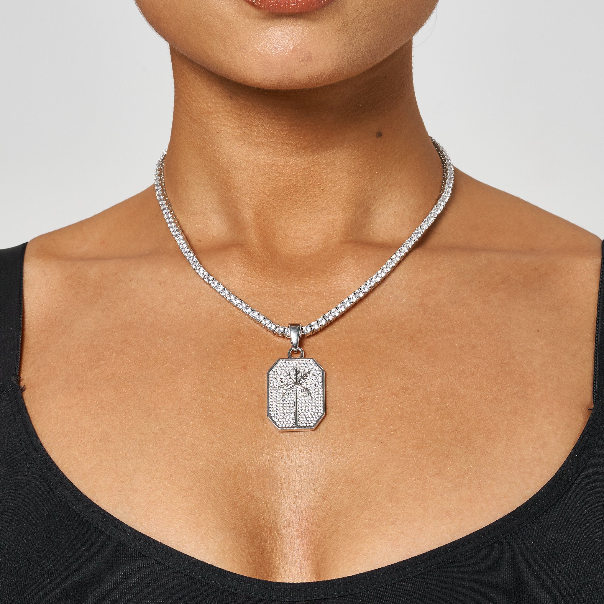 PALM TREE PENDANT - WHITE GOLD