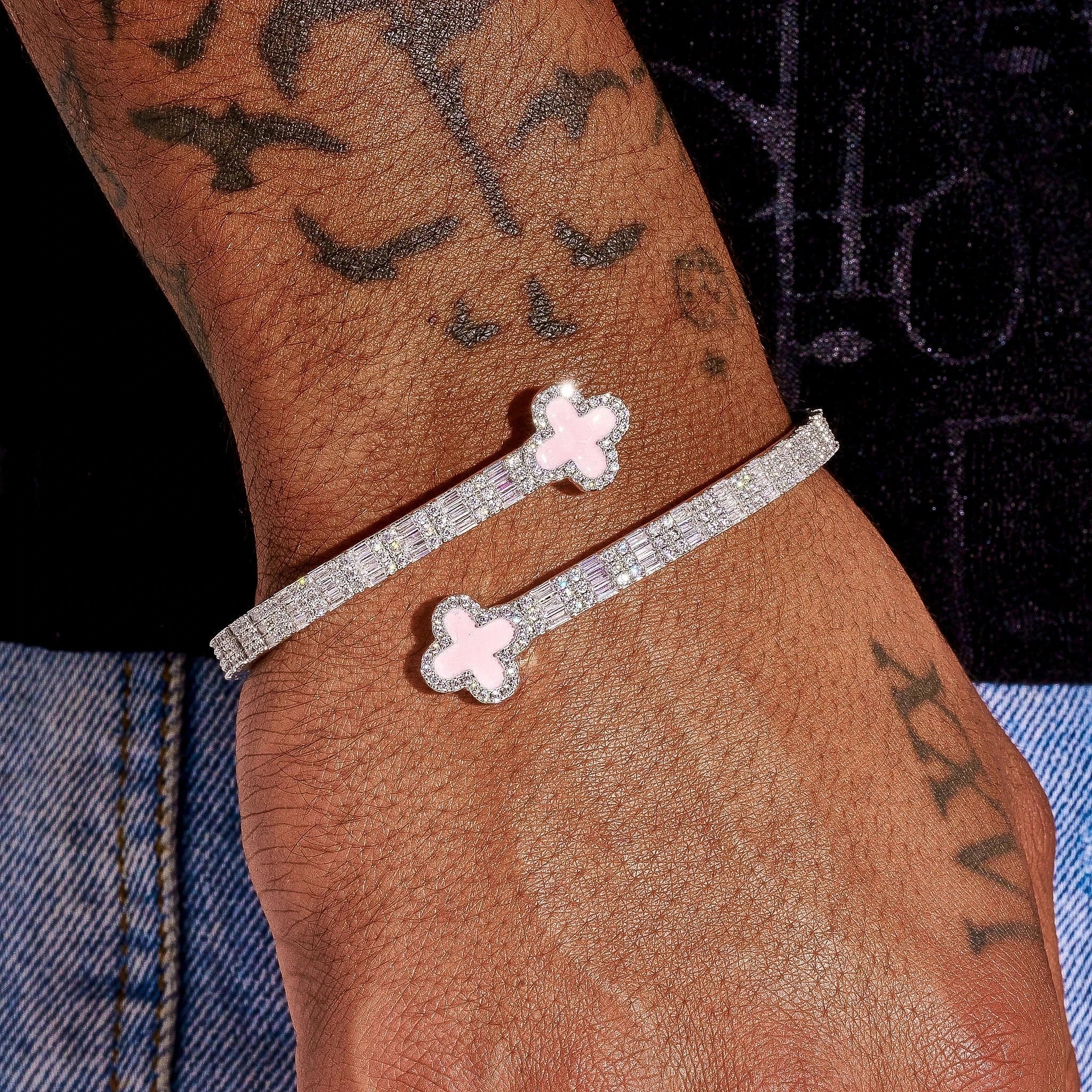 8MM Pink Motif Baguette Bangle - White Gold