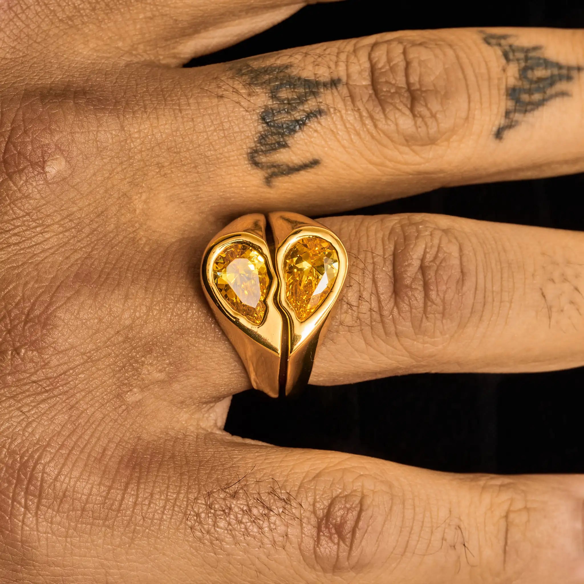 Broken Heart Ring - Gold