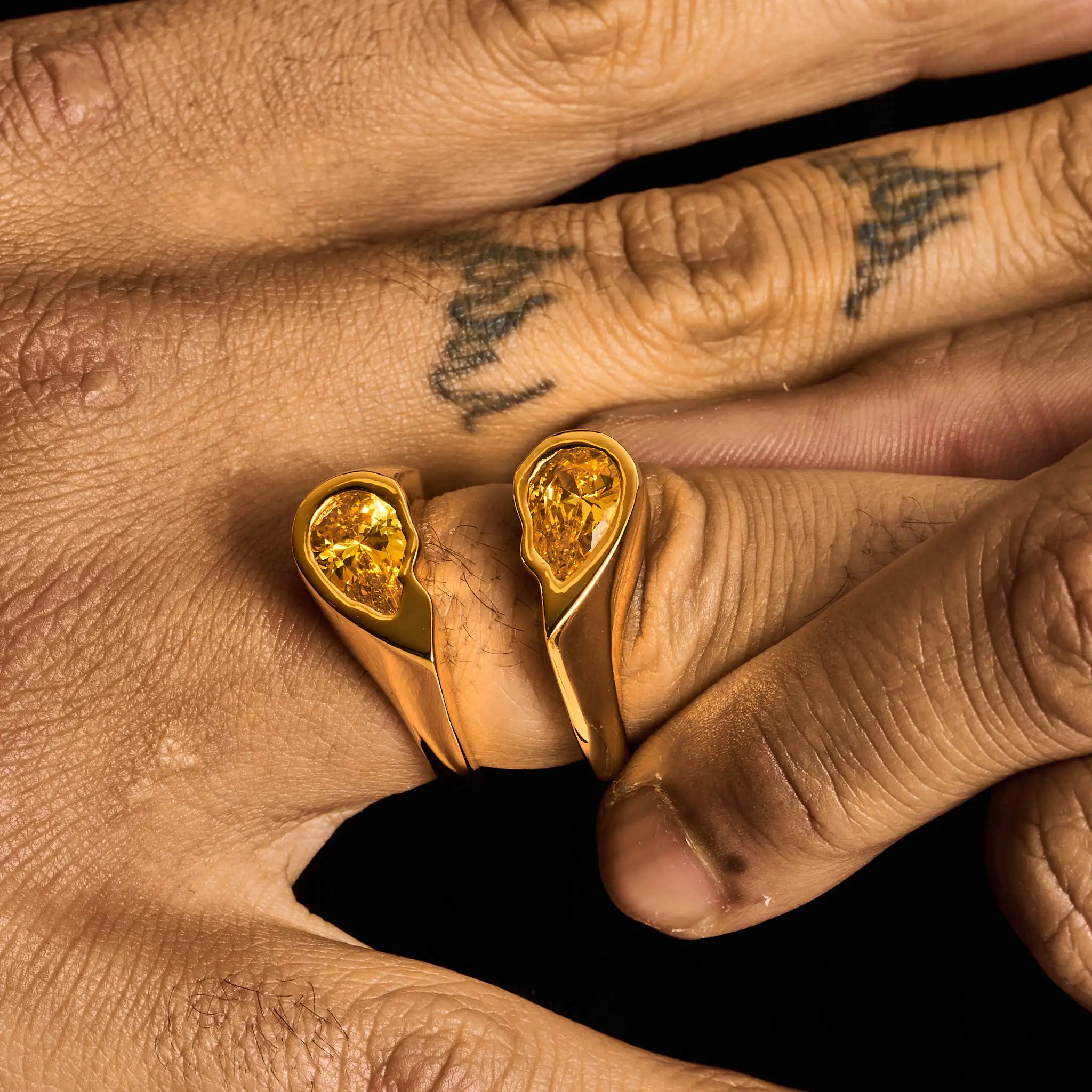 Broken Heart Ring - Gold