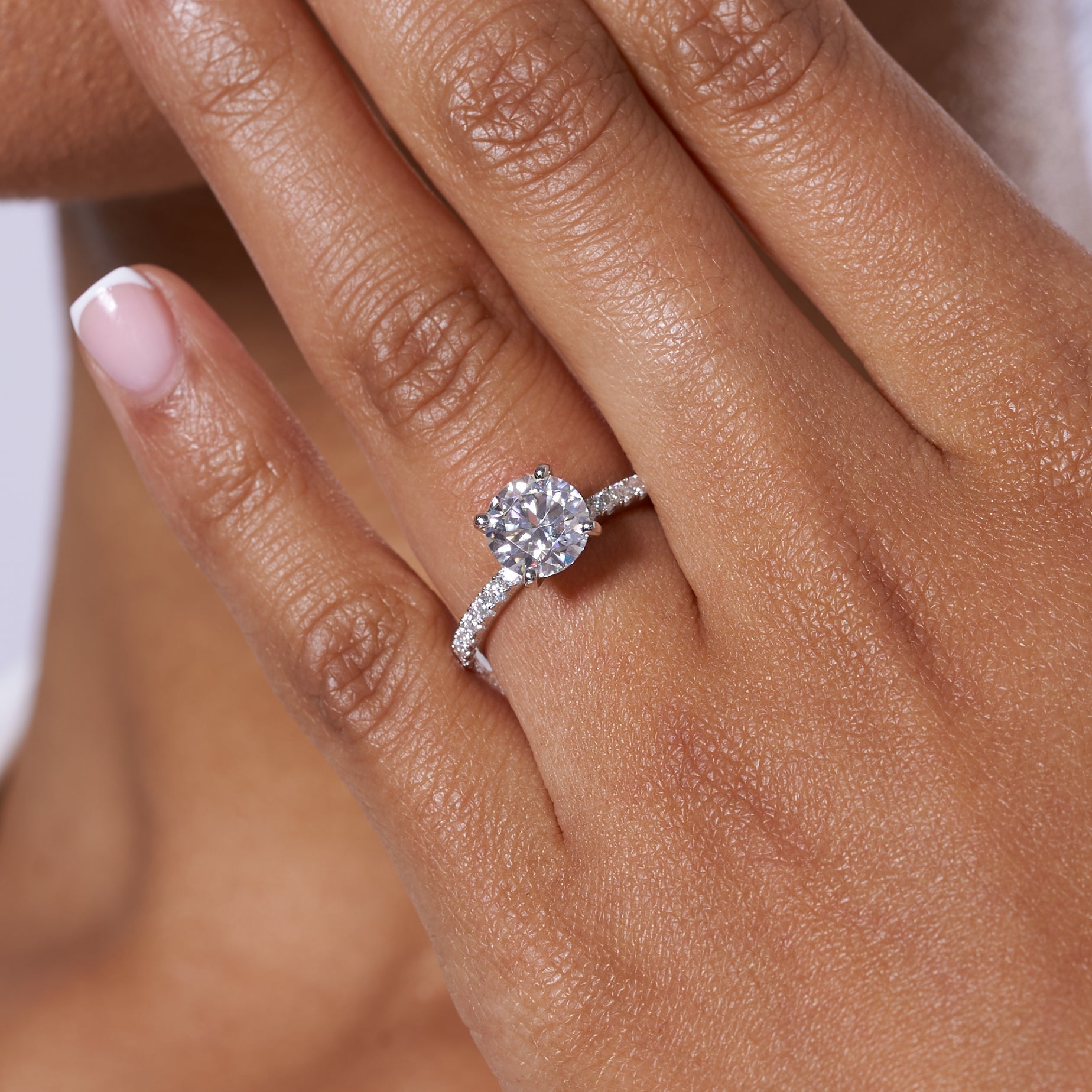 Round Brilliant Cut Moissanite Engagement Ring