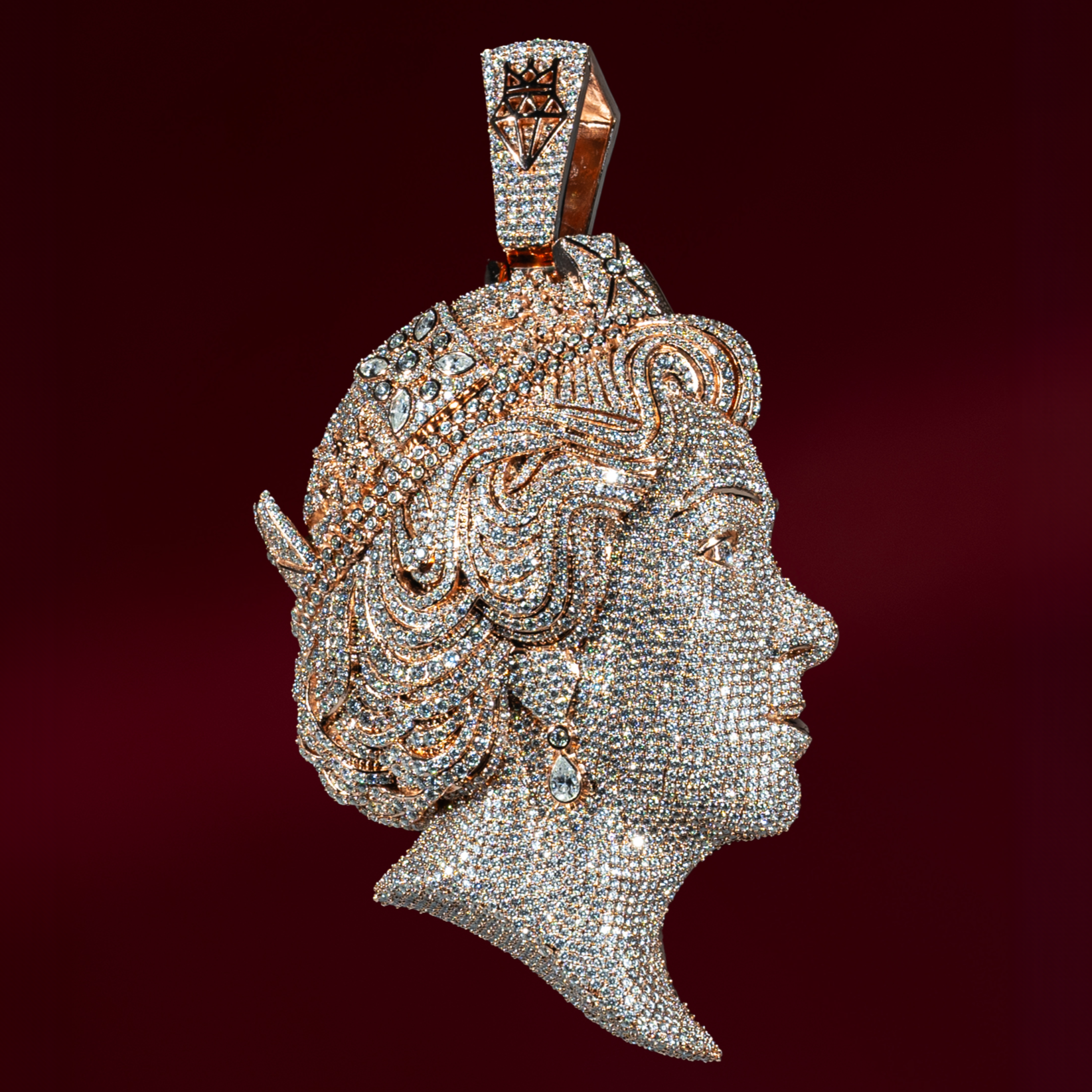 Queen Elizabeth Moissanite Pendant (Inspired by Central Cee) - Rose Gold